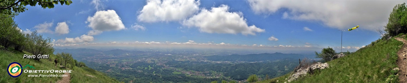 13 Vista panoramica sulla Valle San Martino , le colline e la pianura.jpg